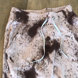 NWT Lululemon Joggers